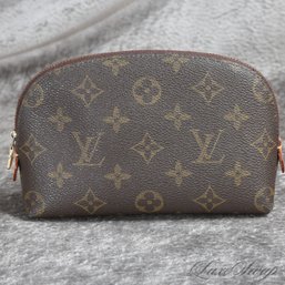 THE ONE EVERYONE WANTS! FANTASTIC CONDITION AUTHENTIC LOUIS VUITTON BROWN MONOGRAM VUITTONITE LINED MAKEUP BAG