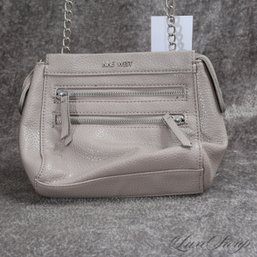 NEAR MINT AND DAILY ESSENTIAL NINE WEST TAUPE INFUSED GREY GRAINED LEATHER SILVER CHAIN CROSSBODY BAG