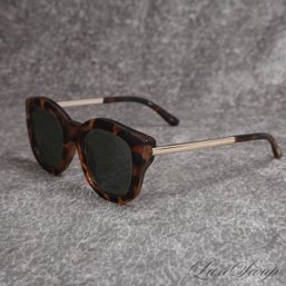 MODERN AND GREAT LE SPECS THICK TORTOISE AND PALE GOLD 'RUNAWAYS LUXE' SUNGLASSES