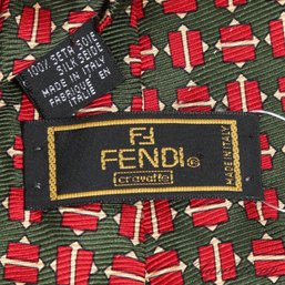 #7 FENDI MADE IN ITALY MENS RICH IVY GREEN RED AND GOLD BISECTED GEOMETRIC PRINT SILK TIE