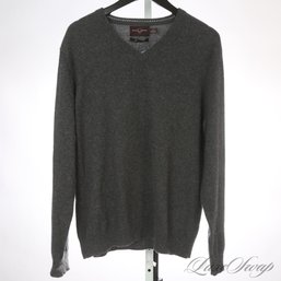 SOFT AND LUXURIOUS MENS BLACK AND BROWN 100 PERCENT PURE CASHMERE SOLID CHARCOAL GREY V-NECK SWEATER L
