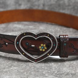 COWBOY CARTER? NEAR MINT BRIGHTON WOMENS BROWN BURNISHED TOOLED LEATHER HEART BUCKLE BELT 34 / L