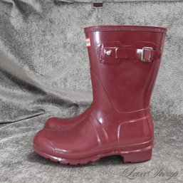 #31 NEAR MINT POSSIBLY UNWORN HUNTER MADE IN ENGLAND ROUGE RED MID CALF RAIN BOOTS FITS ABOUT WOMENS 9