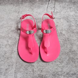 #2 NEAR MINT IN BOX MICHAEL KORS ELECTRIC NEON PINK JELLY RUBBER SILVER LOGO PLATE SANDALS 8