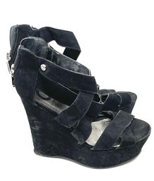 G FOR GET BIDDING!! WOMENS G BY GUESS BLACK SUEDE WEDGE ZIP-BACK STRAP HEELS SIZE 7M