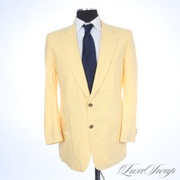 NEAR MINT AND OUTSTANDING MENS BURBERRY LONDON LEMON YELLOW BLAZER JACKET WITH LOGO GOLD BUTTONS FITS ABOUT 42