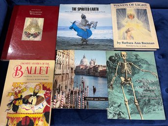 LOT OF 6 HARD AND SOFT COVER BOOKS INCLUDING ANATOMY,  BALLET, VENICE AND MORE