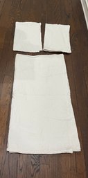 VERY EXPENSIVE RESTORATION HARDWARE MADE IN USA FULL/QUEEN COTTON WHITE BLANKET AND SHEET SET