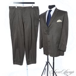 REAL DEAL ANONYMOUS VINTAGE 1950S 1960S MAD MEN ERA MENS GREY INFUSED BROWN SELF STRIPE SUIT WOWW