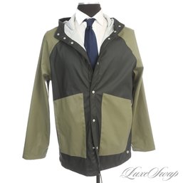 PERFECT FOR SEPTEMBER STORMS! MENS HERSCHEL BLACK AND SAGE RUBBERIZED HOODED LIGHT RAIN JACKET M