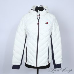 A BEAUTY! TOMMY HILFIGER WOMENS ARCTIC WHITE CHEVRON QUILTED PADDED PUFFER HOODED PARKA COAT M