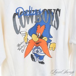 THIS GOES CRAZY! VINTAGE 1980S 1990S WHITE DALLAS COWBOYS YOSEMITE SAM ROOTIN TOOTIN CREWNECK SWEATSHIRT XL