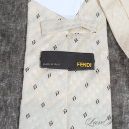 NEAR MINT AND FANTASTIC FENDI MADE IN ITALY CREAM JACQUARD WOVEN FF MONOGRAM DIAMOND SILK MENS TIE