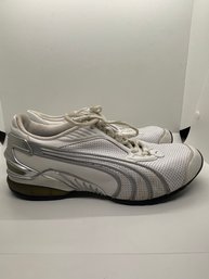 Puma Golf 18201911 Alacorn White Metallic Silver Perforated Sneaker Womens Size 8