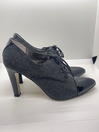 Marc Fisher Grey Herringbone Tweed Black Patent Toe Spectator Shoes Booties Heels  Size 7
