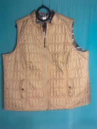 New With Tagd Avenue Sleeveless Reversible Nylon Beige And Paisley Print Vest Size 26/28