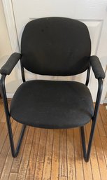 VERY COMFORTABLE BLACK OFFICE CHAIR
