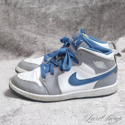 #24 THE ONES EVERYONE WANTS NIKE AIR JORDAN 1 DQ8424-024 WHITE GREY AND BLUE HIGH TOP MID SNEAKERS 3Y