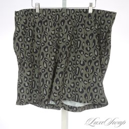 HIT THE BEACH! BRAND NEW WITH TAGS MENS BANANA REPUBLIC GREEN LEOPARD PRINT HYBRID SHORT / BATHING SUIT XL
