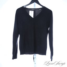 #2 SOFT AND PLUSH LORD AND TAYLOR 100 PERCENT CASHMERE BLACK V-NECK SWEATER L