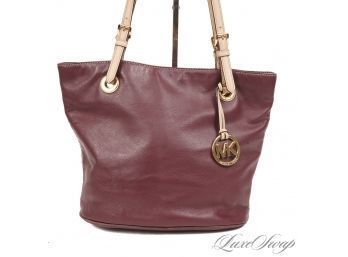 #24 FALL TONES ABOUND! MICHAEL KORS EGGPLANT PURPLE AND NATURAL LEATHER TRIM TWO POCKET TOTE BAG