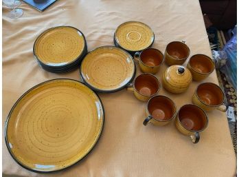 LARGE LOT OF BOCH LA LOUVIERE BELGIUM HAND MADE & PAINTED PALMA PATTERN PLATE, BOWL, & CUP SET