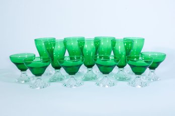 A Set Of 13 Green And Clear Glass Tumblers