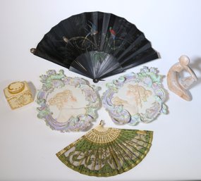 A Decorator Lot Of Six Pieces