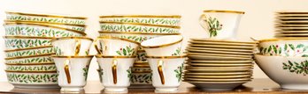 90pc Lenox Holiday Pattern China Set