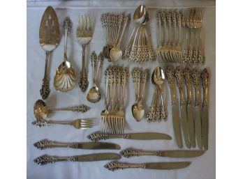 61 Piece International Deepsilver Silver-plate Flatware