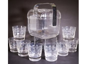 Set Of Mid-Century Modern Etched Patterned Rocks Glasses (8) With Fratelli Guzzini Ice Bucket