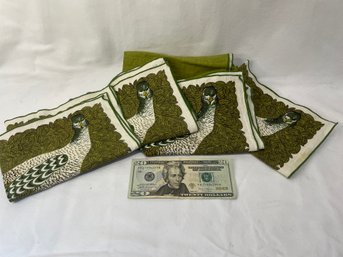 6 Napkins 11' X 15' Two Solid Green And The Rest Are Pattern