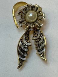 Art Deco PIn - Really Cool- Not Sure If Its Old