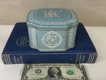 'wedgewood Blue' Hinged Tin Made In England