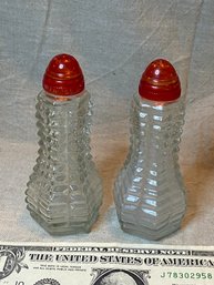 Set Of Vintage S & P Shakers With Red Plastic (Bakelite?) Screw On Lids.  All In Perfect Shape