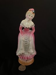 1945-1952  Elegant Woman Ceramic Figurine-Made In Occupied Japan