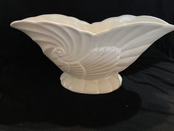 Art Deco Cream Haeger USA Vase 3416 Stamp.