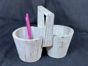 'Vintage'  Cute Little Double Basket - Pen In So You Can See Size