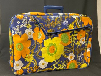 Little Hippie 70s Suitcase!  20' X 5' X16'. GREAT COLORS!