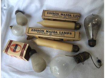 7 Vintage Lightbulbs