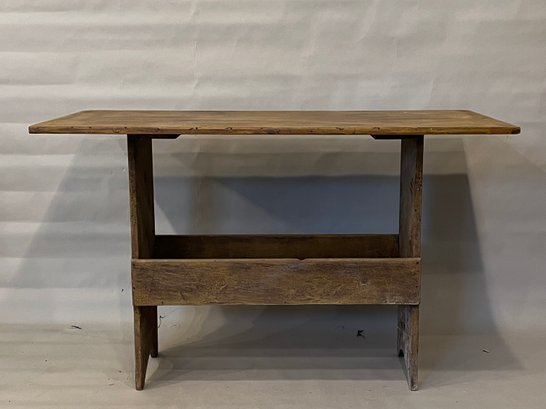 Antique Style Country Table With Lower Shelf
