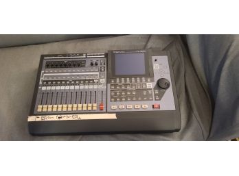 Vintage Roland VS 1880 Digital Recording Workstation