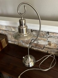 INDUSTRIAL LOOK METAL TABLE LAMP