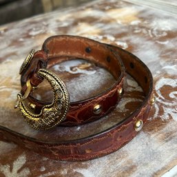 VINTAGE ADOPPIA LEATHER AND METAL BELT.
