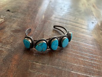 OLD BEAUTIFUL STERLING AND TURQUOISE CUFF BRACELET