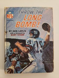 1967 NFL FOOTBALL THROW THE LONG BOMB! By Jack Laflin & BART STARR M21