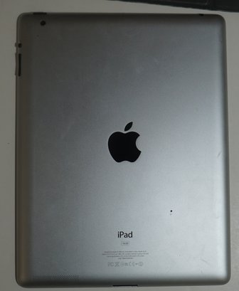 Apple IPAD - 16 Gig - Model A1395 W/ Case