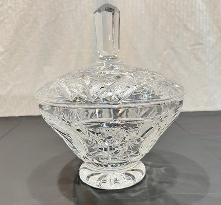 Vintage Footed  Crystal Bowl/candy Dish With Cover