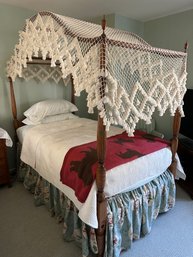 Antique Twin Canopy Bed With Linens - BRA
