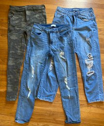 American Eagle, Altard State And Wild Fable Size 6/28